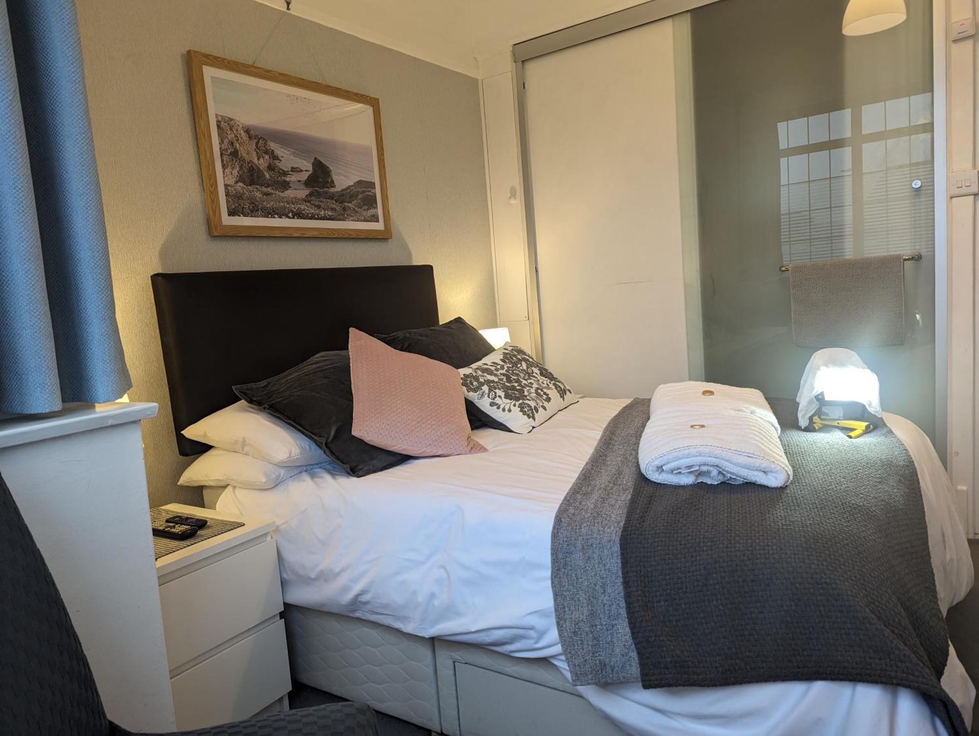 En-Suite Nook Near Forest & Sea, Great Value With Fridge, Microwave And Tv Lymington Exterior foto